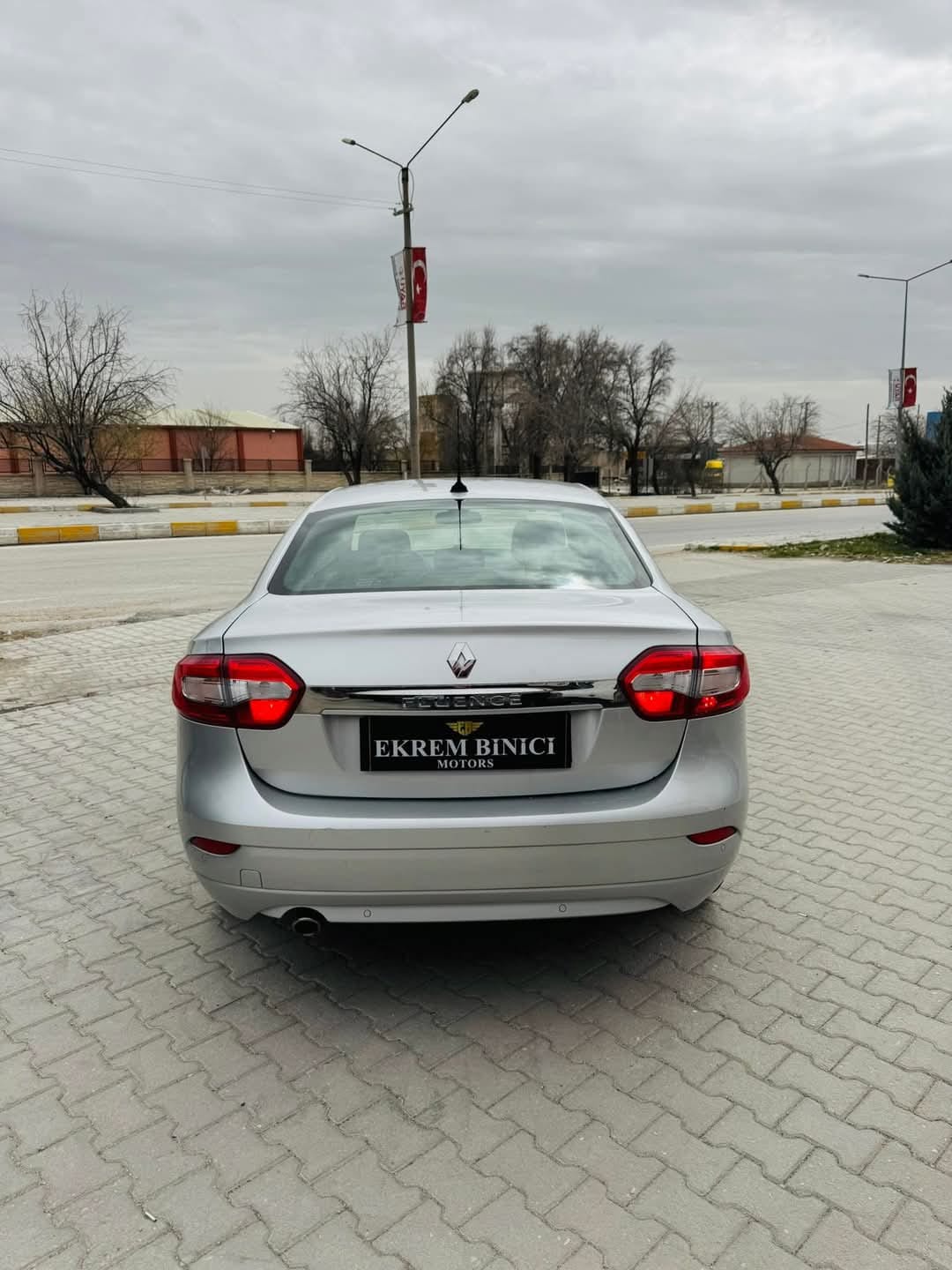 RENAULT FLUANCE - Image 4