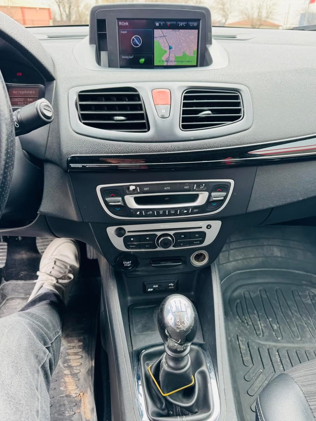 RENAULT FLUANCE - Image 6